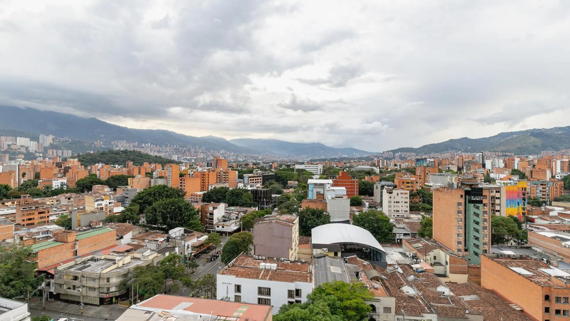 Laureles 16Th Floor Stylish Spring City Treat Medellin Colombia