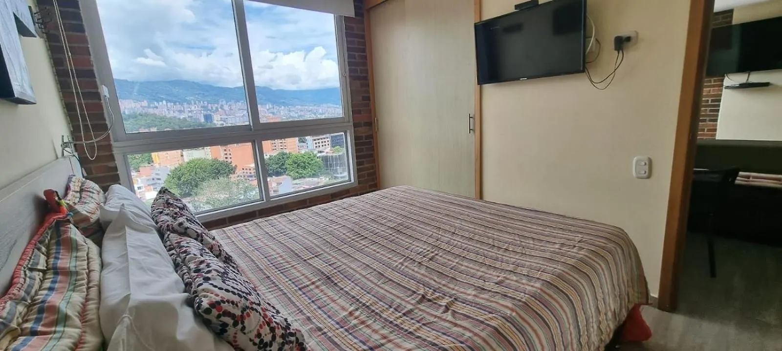 Apartment Laureles 16Th Floor Stylish Spring City Treat Medellin Colombia
