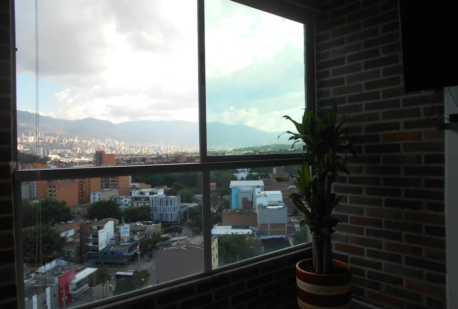 Laureles 16Th Floor Stylish Spring City Treat Medellin